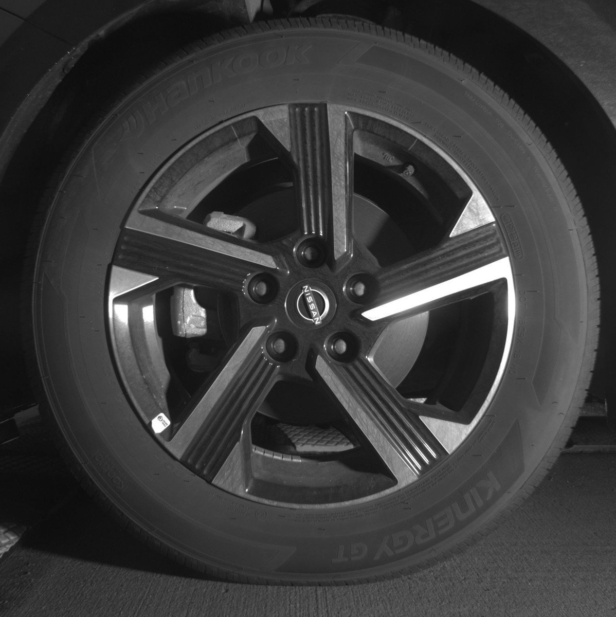 Used 2025 Nissan Sentra SV image 12