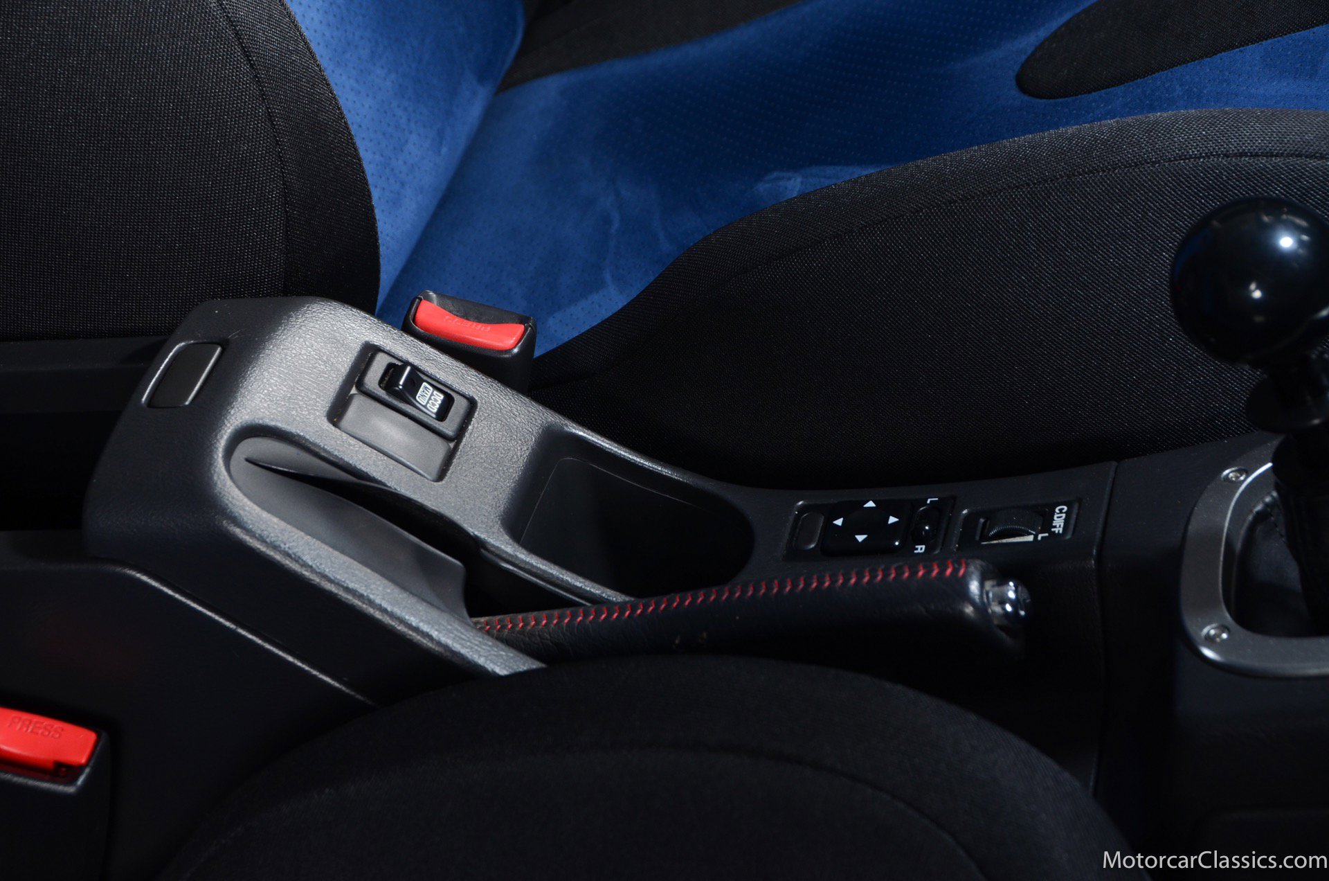 Used 2004 Subaru Impreza WRX STI image 32