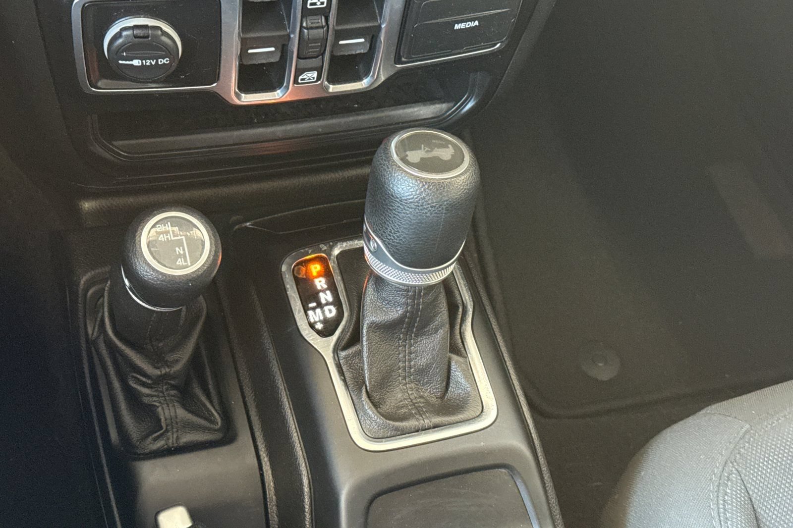 Used 2020 Jeep Wrangler Unlimited Sport AWD/4WD image 32