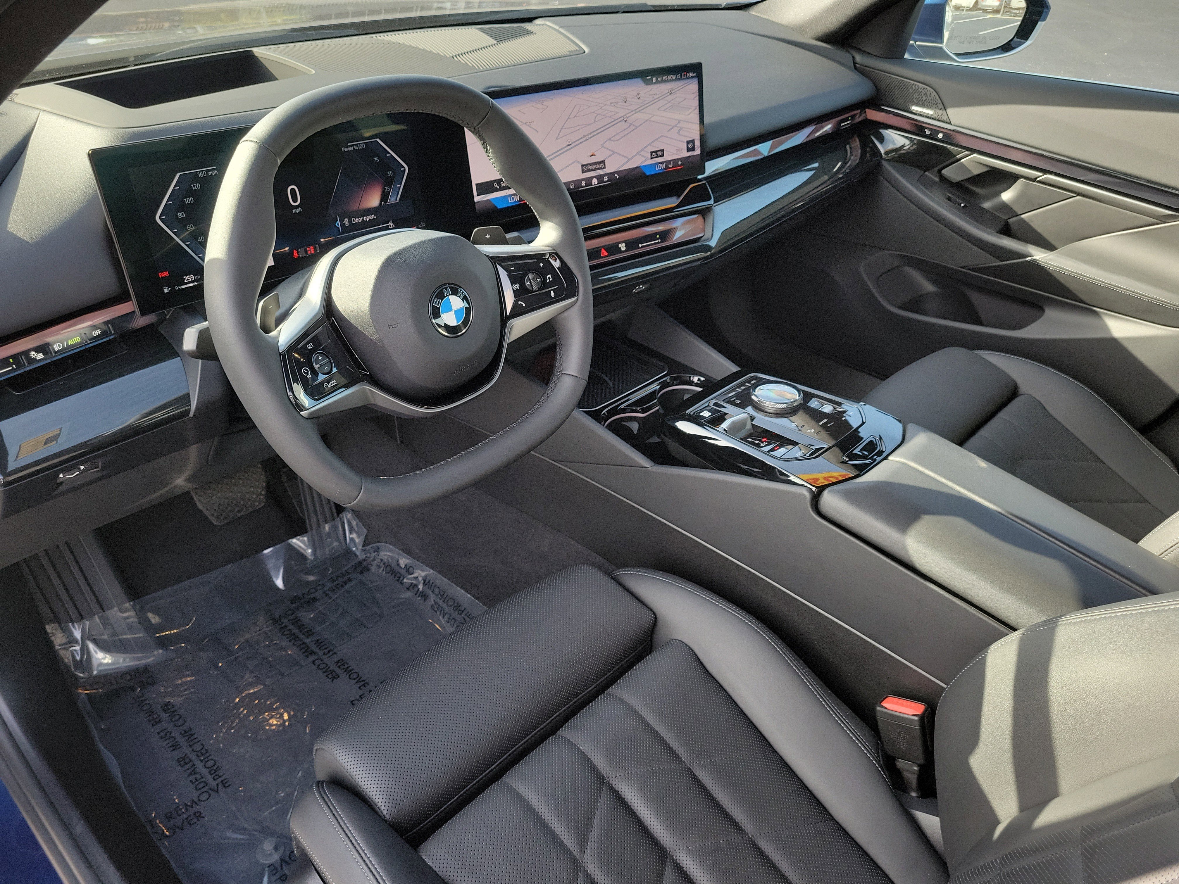 Used 2025 BMW 540i xDrive image 24