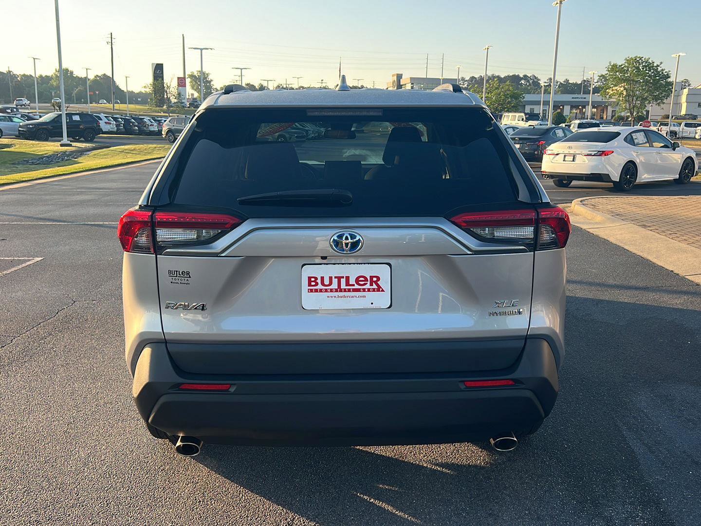 Certified 2022 Toyota RAV4 XLE image 5