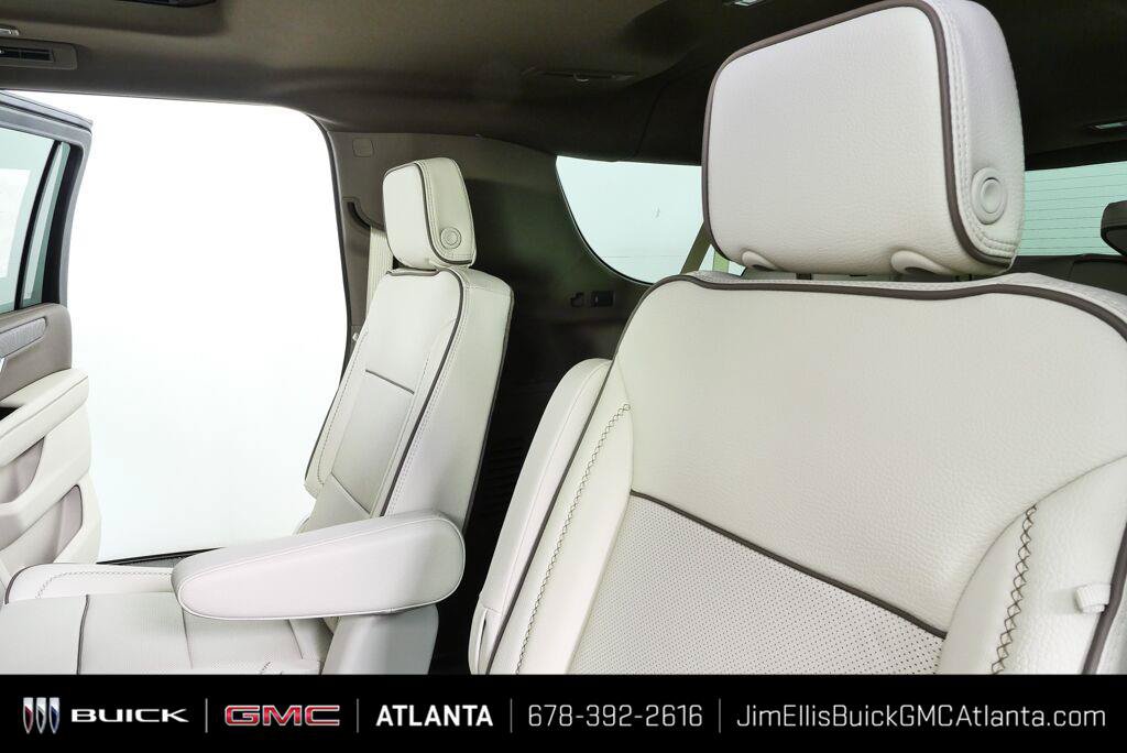 New 2026 GMC Yukon XL Denali w/ Sun & Power Step Package AWD/4WD image 31