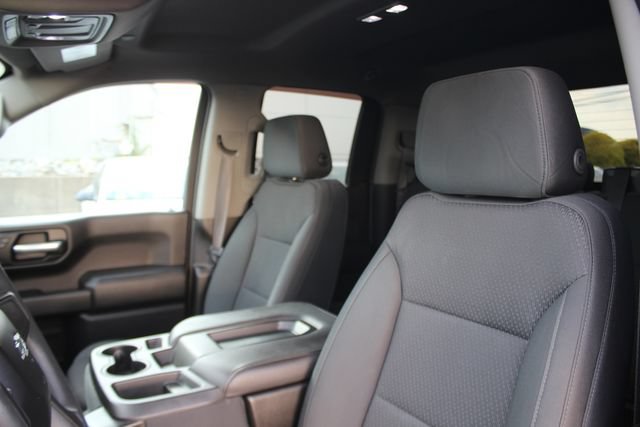 Used 2020 Chevrolet Silverado 1500 Custom Trail Boss w/ Custom Convenience Package AWD/4WD image 19