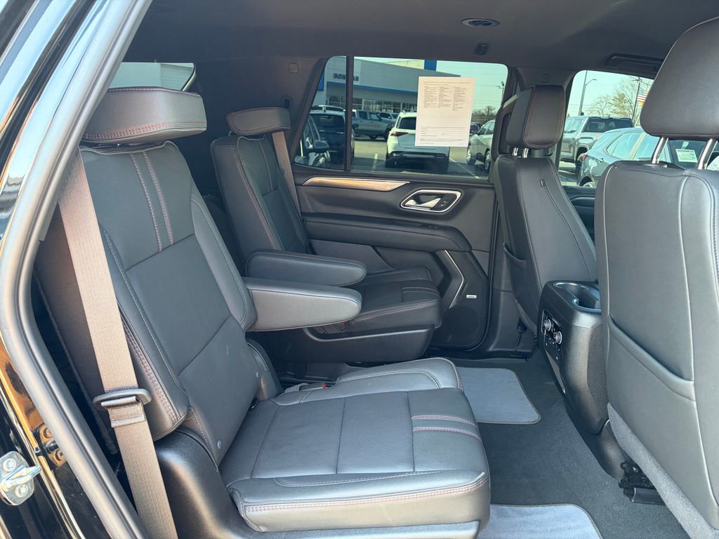 Used 2024 Chevrolet Tahoe RST w/ RST Performance Edition AWD/4WD image 31