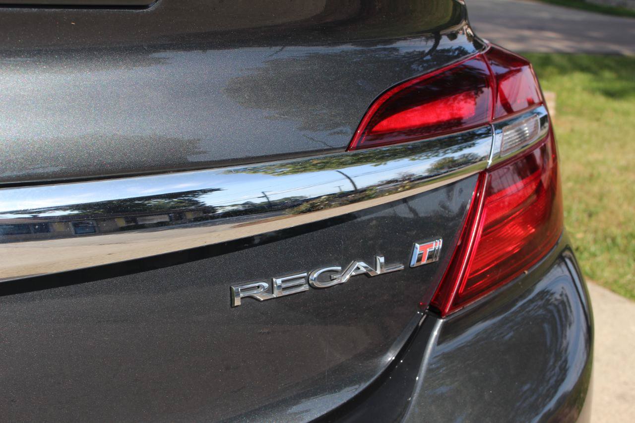 Used 2016 Buick Regal Premium FWD image 46