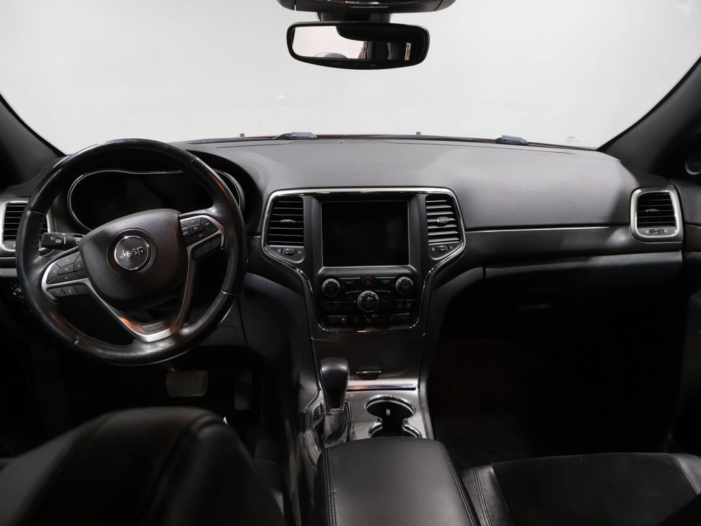 Used 2018 Jeep Grand Cherokee Altitude AWD/4WD image 16