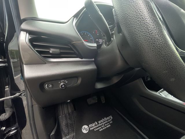 Certified 2020 Chevrolet Traverse LS w/ LPO, Blackout Package FWD image 17