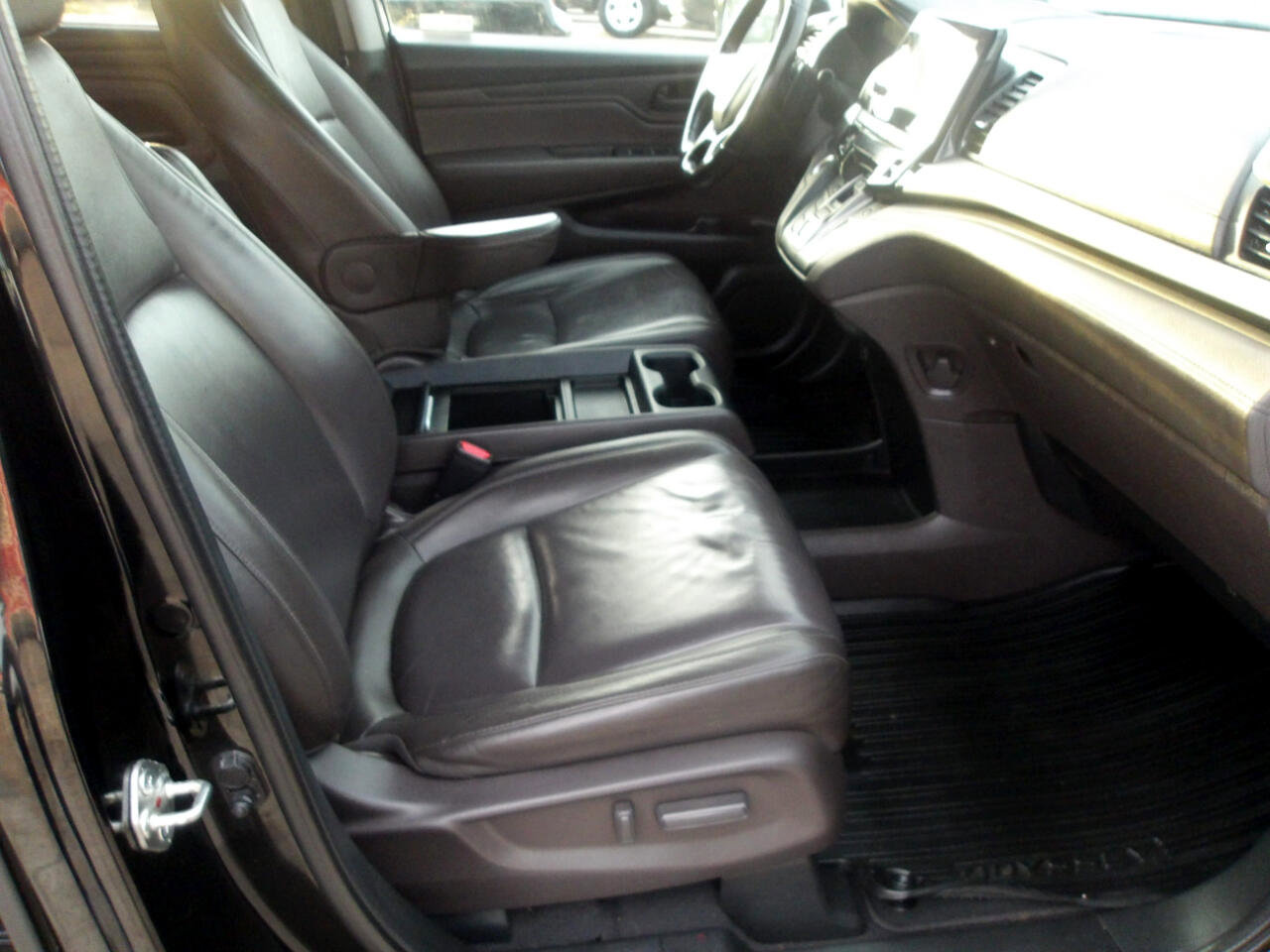 Used 2018 Honda Odyssey EX-L image 9