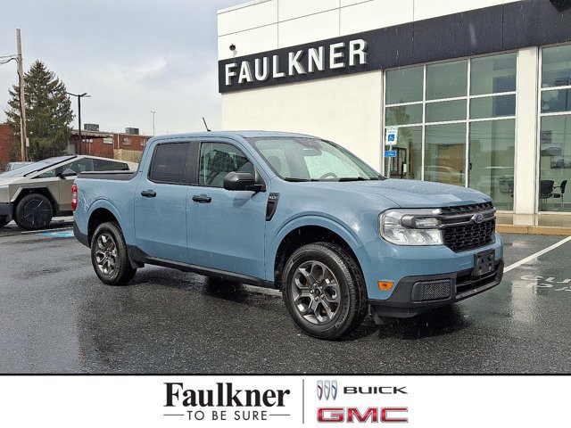 Used 2023 Ford Maverick XLT image 1
