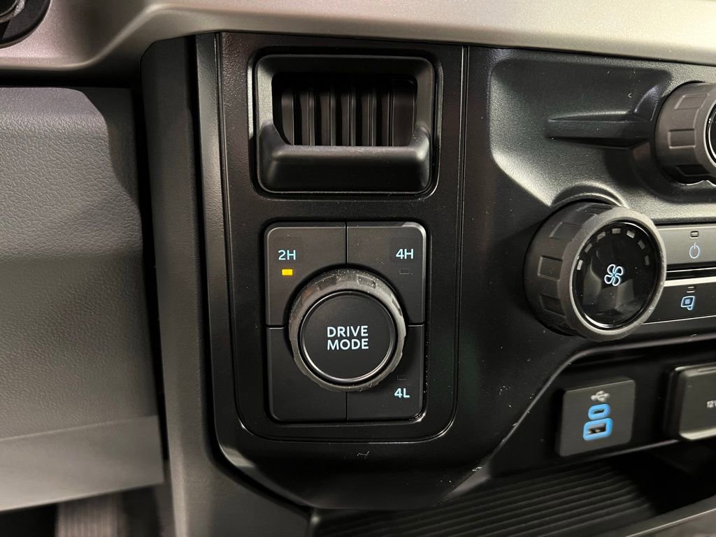 New 2025 Ford F550 4x4 Regular Cab Super Duty image 15