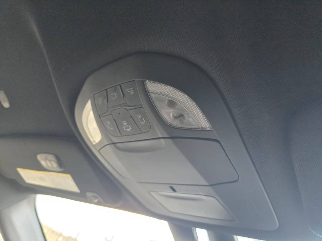 Used 2020 Chrysler Pacifica Touring w/ Advanced Safetytec Group FWD image 63