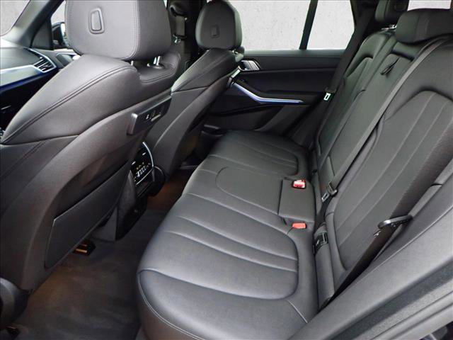 Used 2019 BMW X5 xDrive40i w/ Premium Package 2 image 11