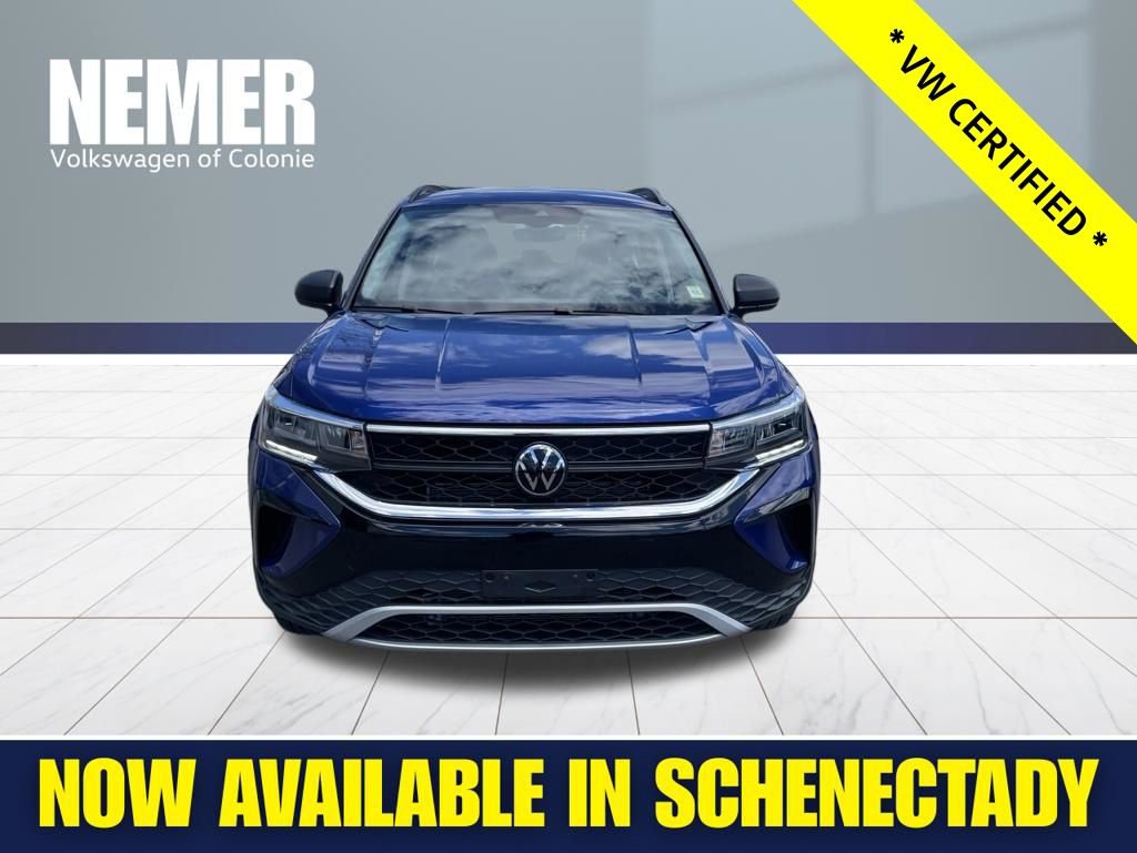 Certified 2024 Volkswagen Taos S AWD/4WD image 10