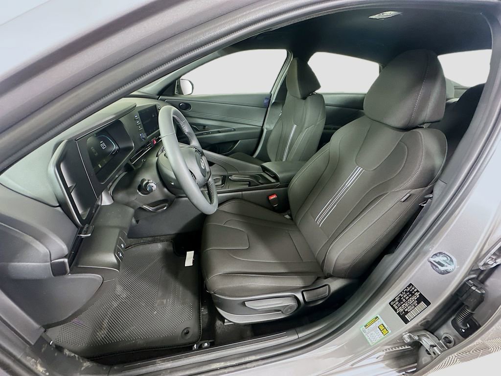 New 2026 Hyundai Elantra Sport w/ Cargo Package image 15