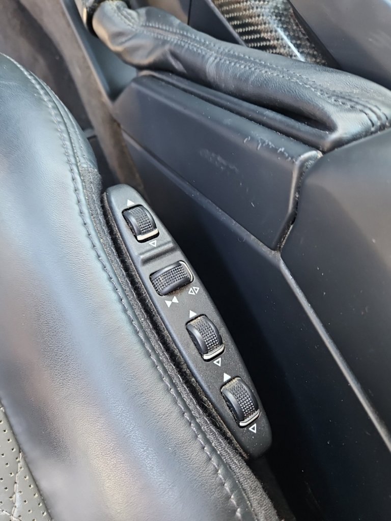Used 2018 Mercedes-Benz G 63 AMG 4MATIC image 23