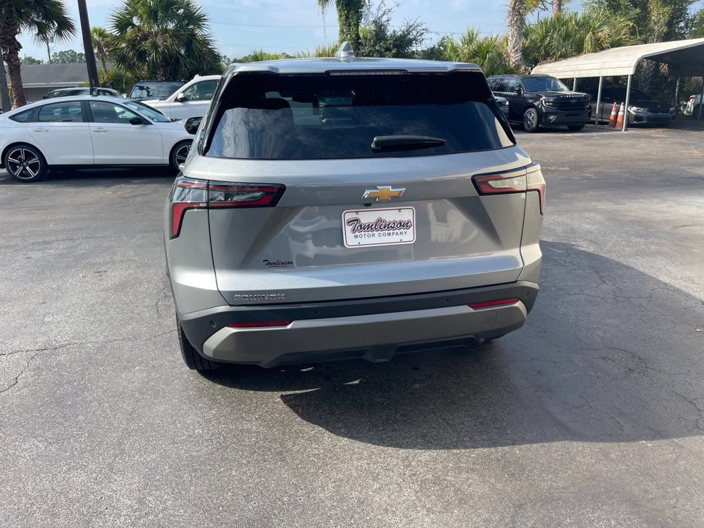 Used 2026 Chevrolet Equinox LT FWD image 4