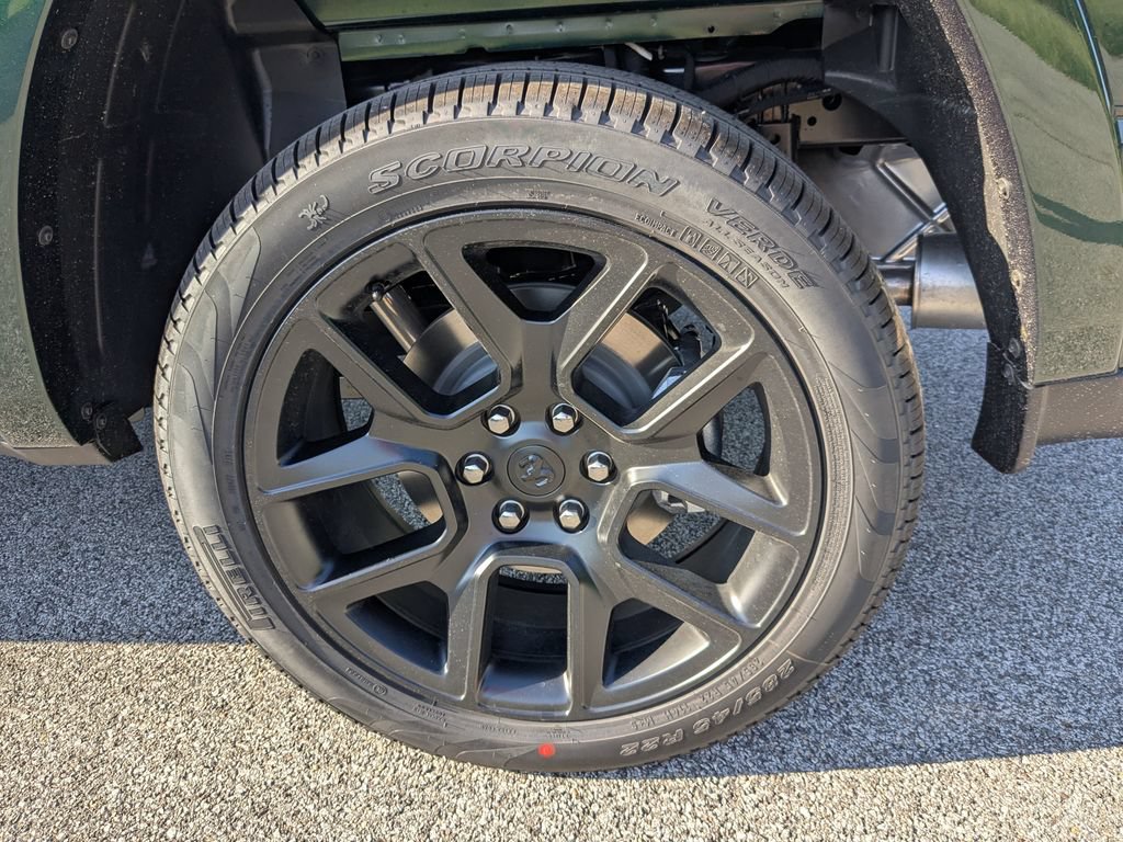 New 2027 RAM 1500 Laramie AWD/4WD image 9