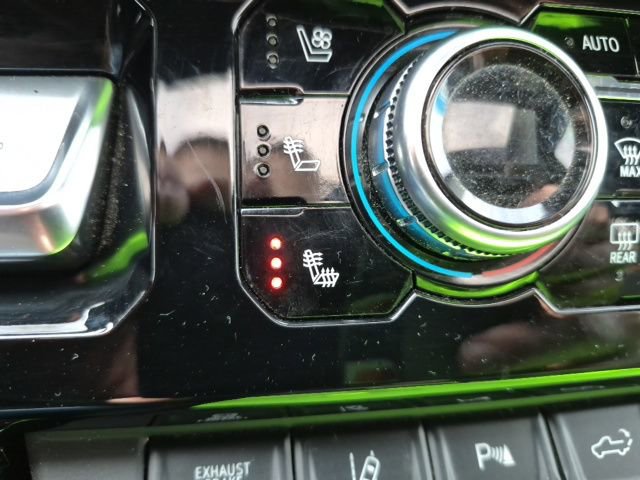 Used 2025 GMC Sierra 3500 AT4 w/ AT4 Premium Plus Package image 19