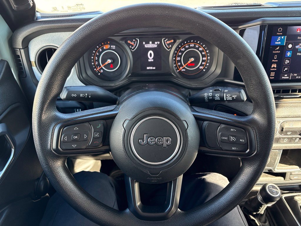 Used 2024 Jeep Wrangler Unlimited Sport AWD/4WD image 31