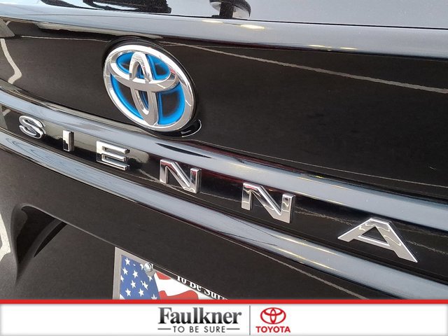 Certified 2023 Toyota Sienna Limited image 30