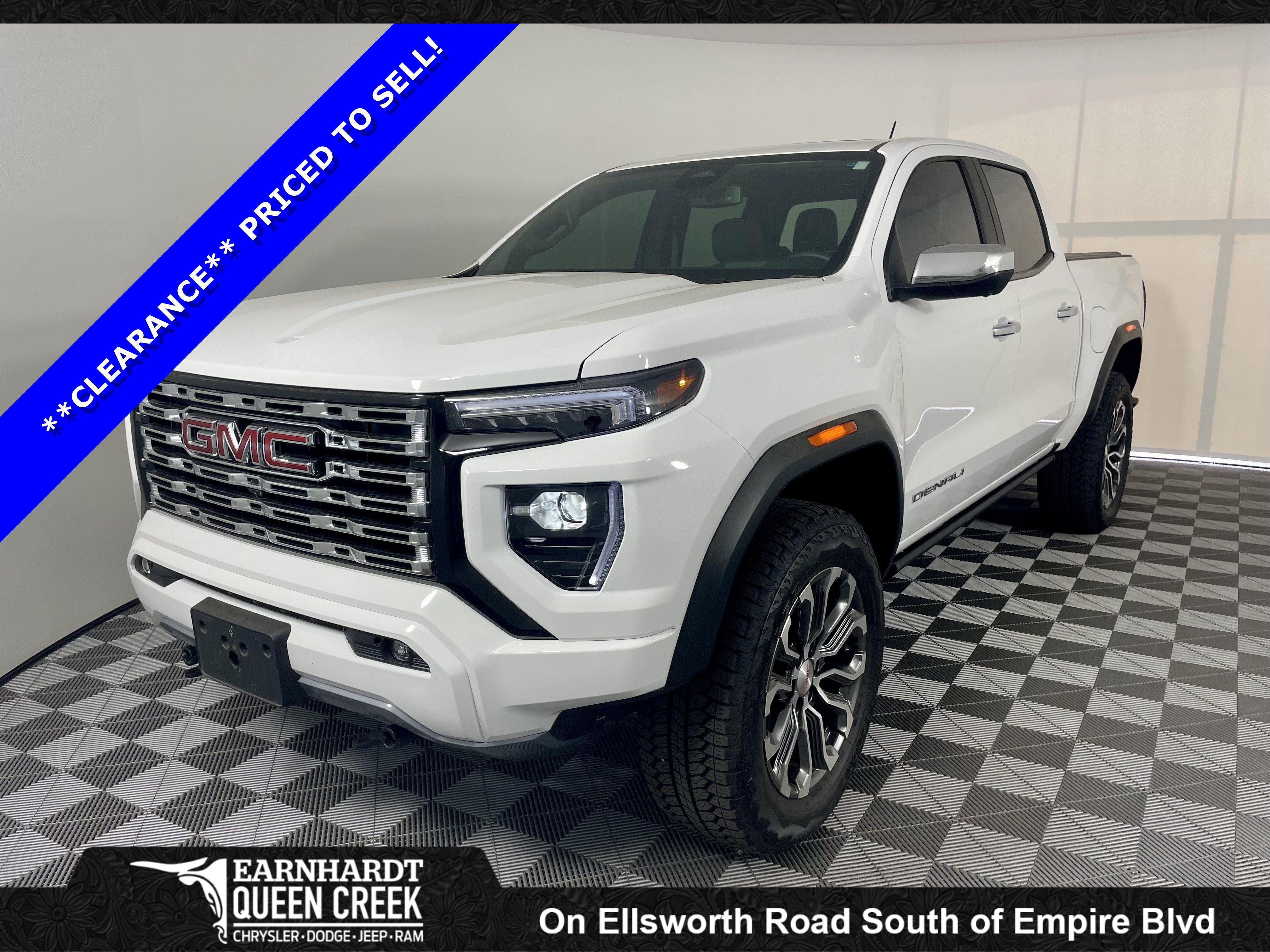 Used 2026 GMC Canyon Denali AWD/4WD image 1