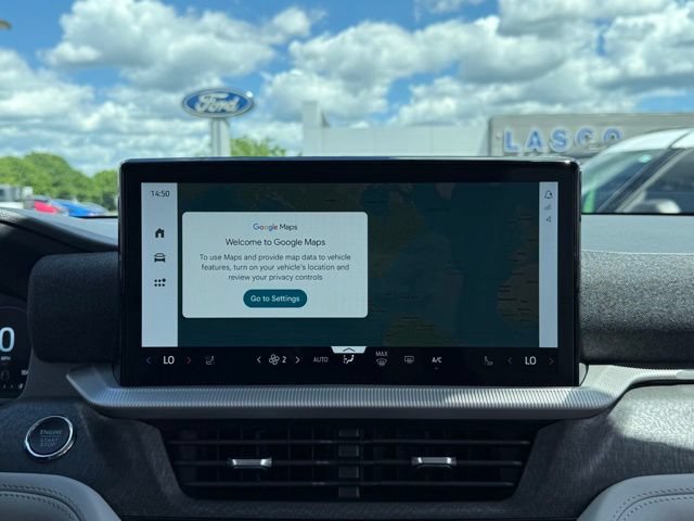 New 2026 Ford Explorer Platinum w/ LUX Leather Package AWD/4WD image 3