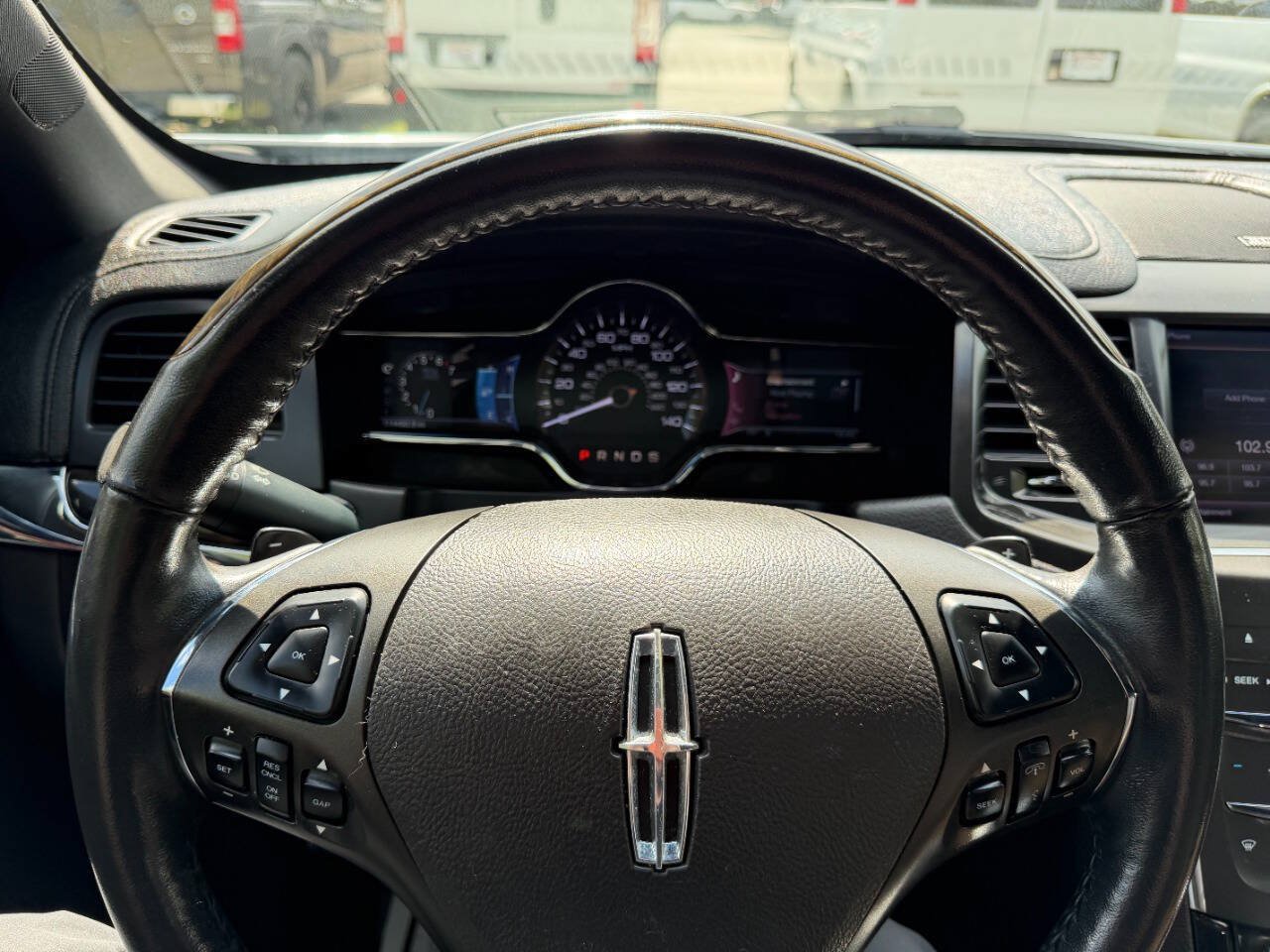 Used 2013 Lincoln MKS AWD image 24