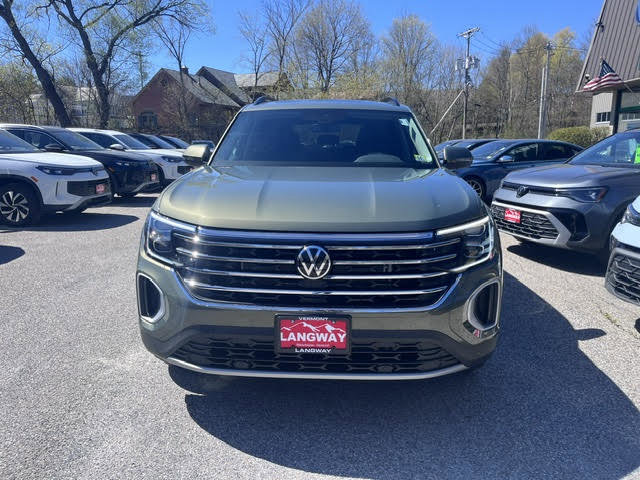 New 2026 Volkswagen Atlas SE AWD/4WD image 2