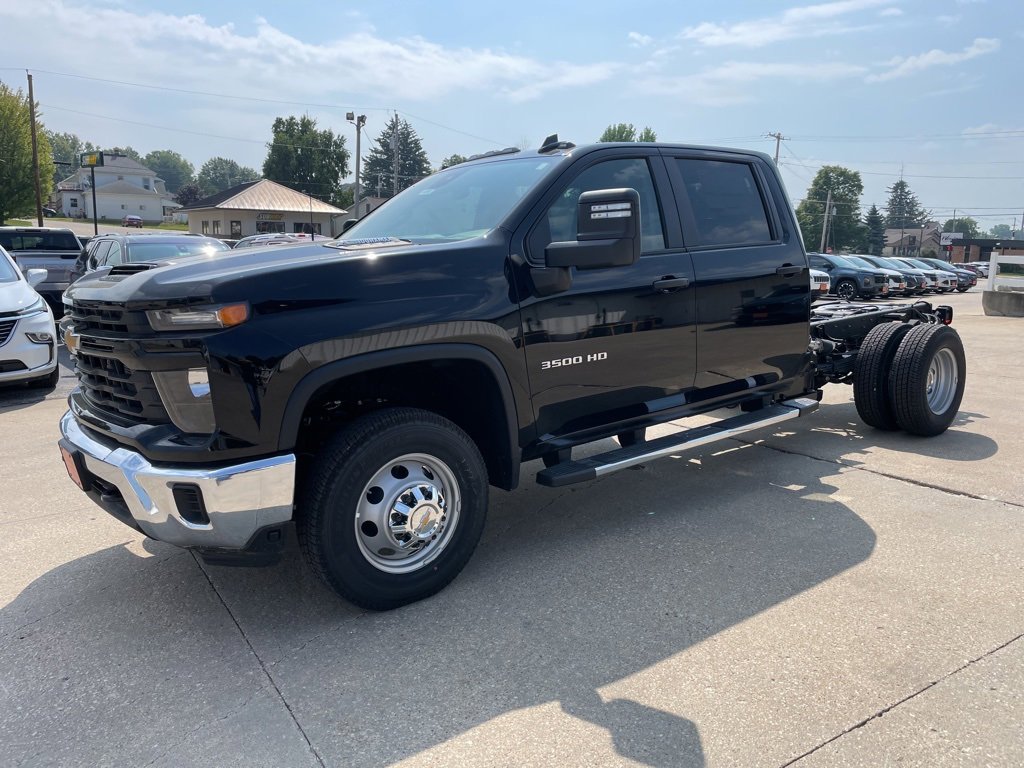 New 2025 Chevrolet Silverado 3500 W/T w/ WT Convenience Package image 1