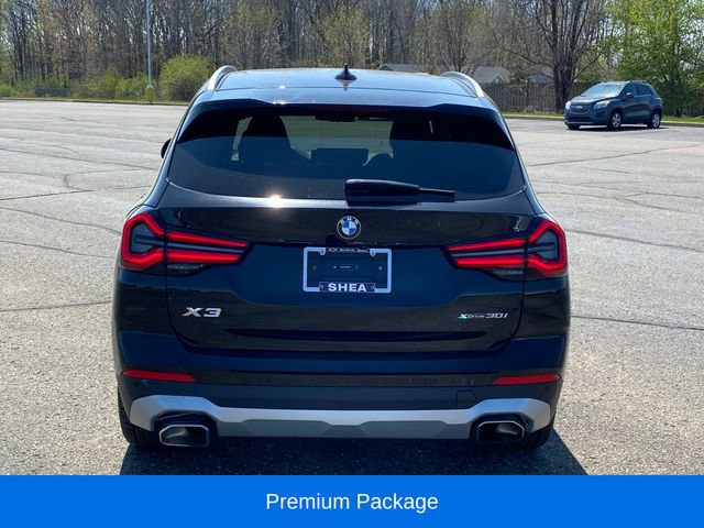 Used 2024 BMW X3 xDrive30i AWD/4WD image 3