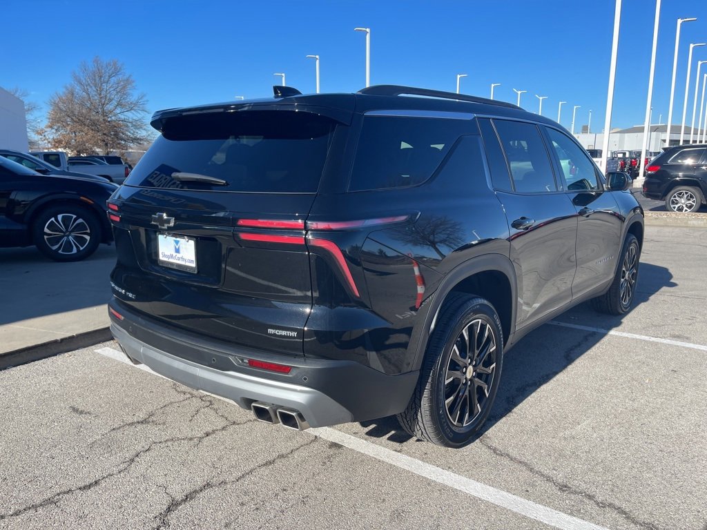 New 2025 Chevrolet Traverse LT w/ Enhanced Driving Package image 3