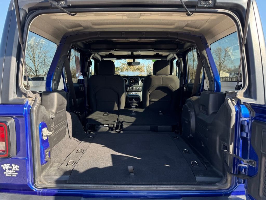 Used 2019 Jeep Wrangler Unlimited Sahara image 33