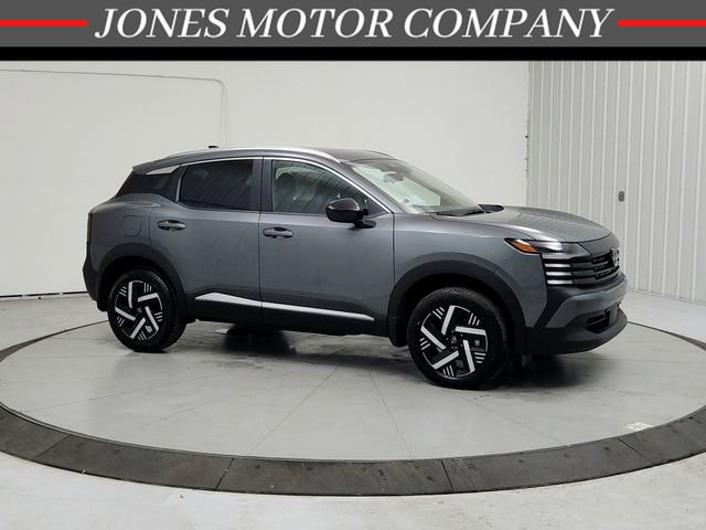 New 2026 Nissan Kicks SV