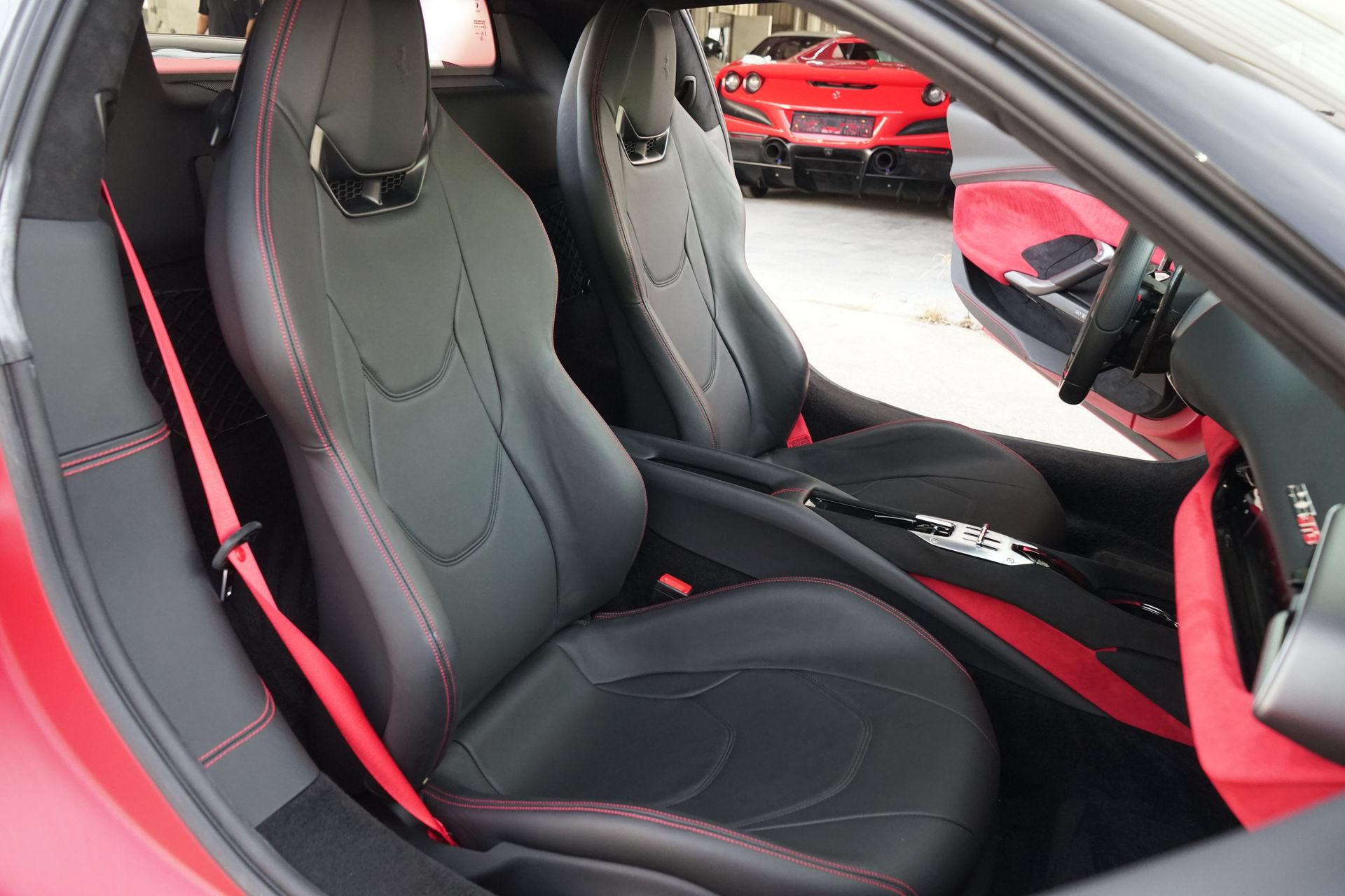 Used 2024 Ferrari 296 GTB RWD image 4