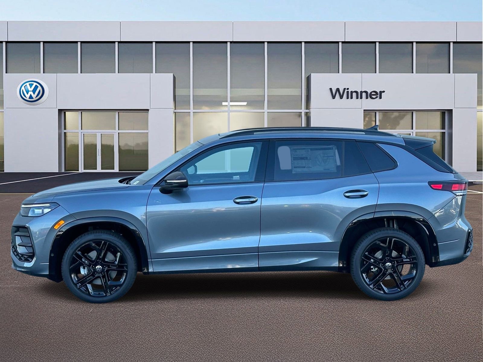 New 2026 Volkswagen Tiguan SE R-Line video 2