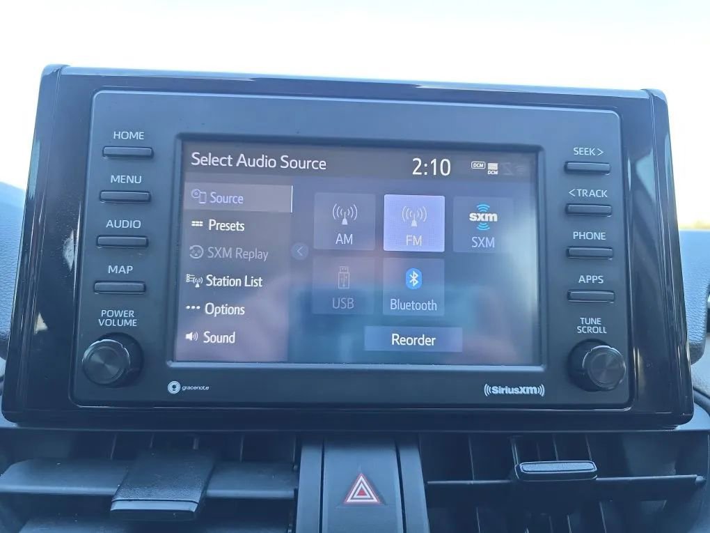 Used 2021 Toyota RAV4 XLE image 27