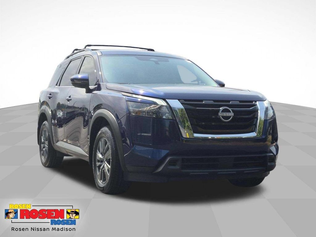 Certified 2025 Nissan Pathfinder SV