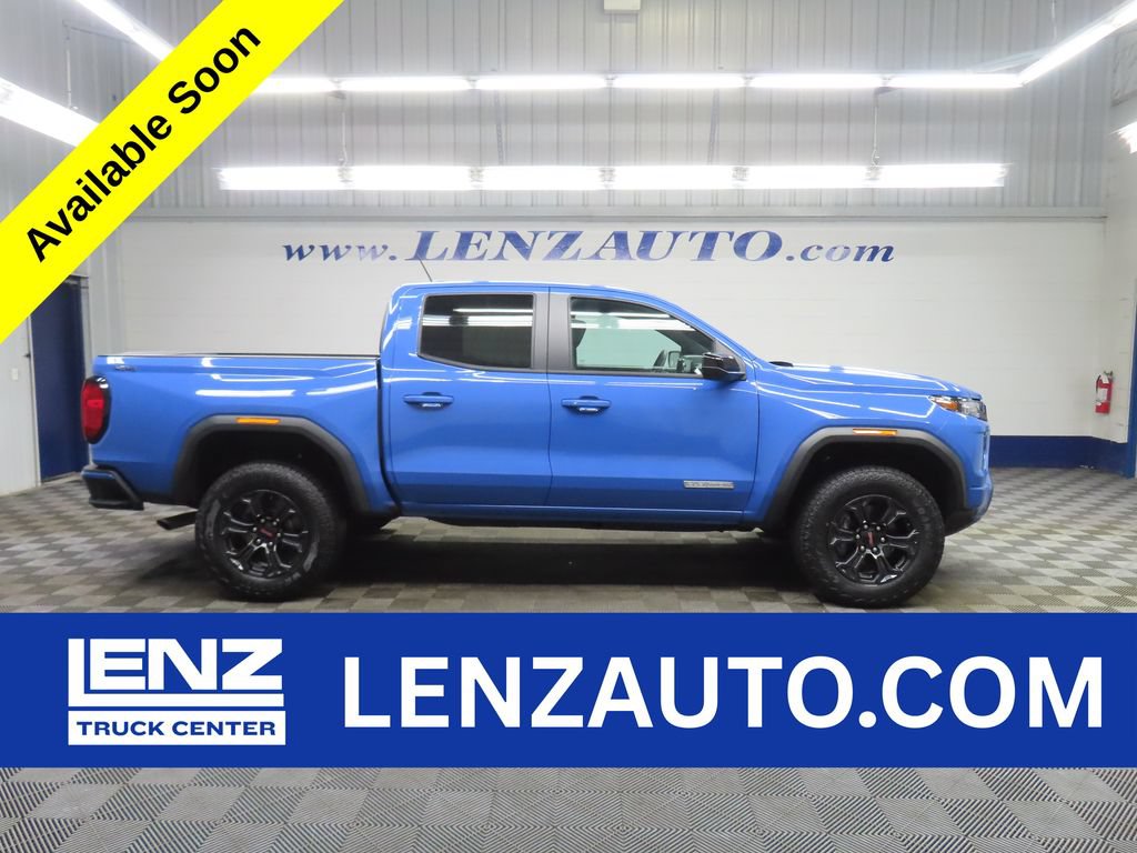 Used 2025 GMC Canyon Elevation AWD/4WD image 1