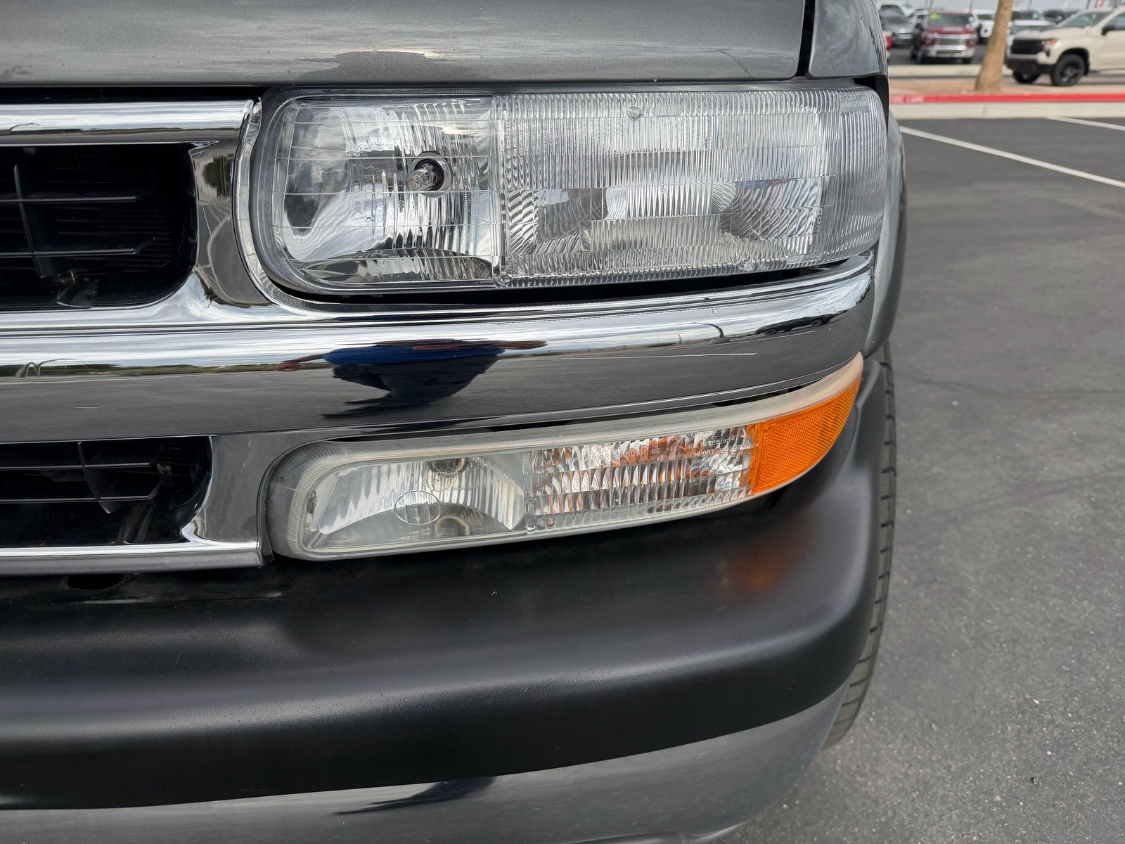 Used 2002 Chevrolet Suburban 2500 LS RWD image 25