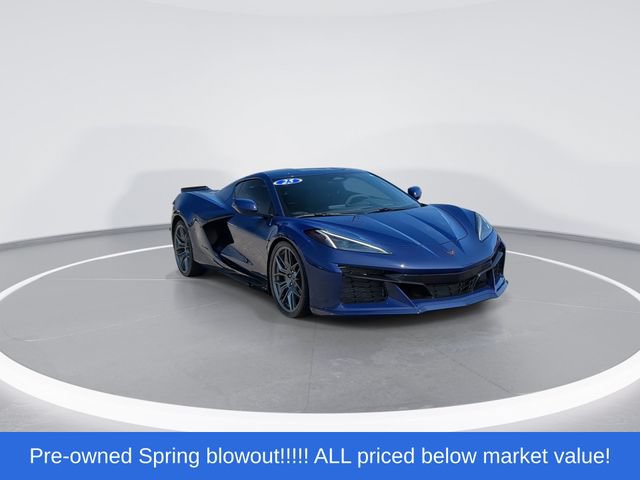Used 2025 Chevrolet Corvette Z06 RWD image 2