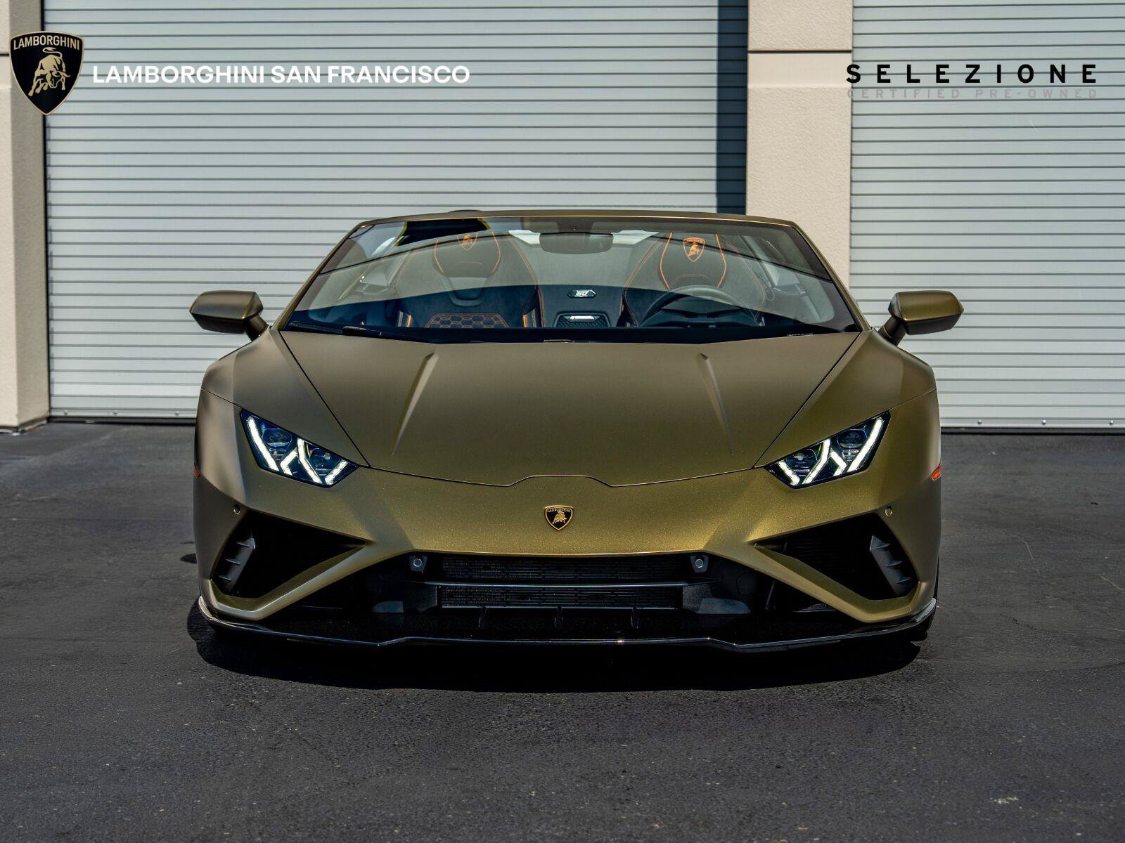 Used 2023 Lamborghini Huracan EVO RWD image 2
