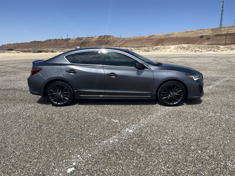 Used 2022 Acura ILX w/ Premium & A-SPEC Package FWD image 2