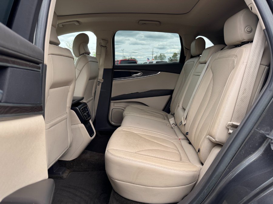 Used 2017 Lincoln MKX Reserve w/ Lincoln MKX Climate Package AWD/4WD image 16