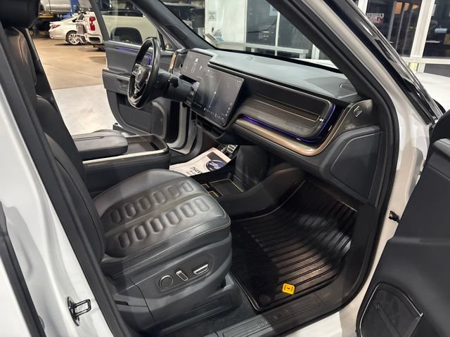 Used 2023 Rivian R1T Adventure AWD/4WD image 33