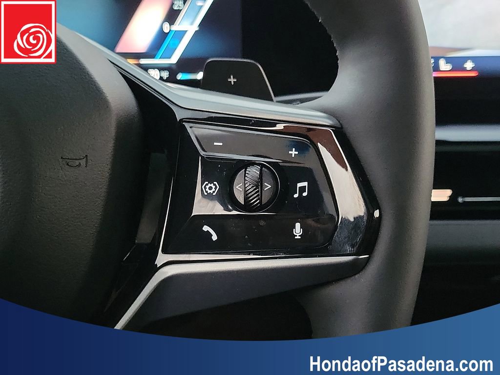 Used 2025 BMW 530i image 12