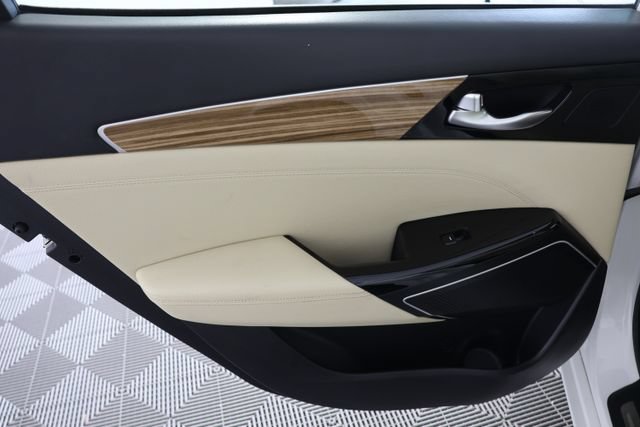 Used 2019 Kia Cadenza Technology FWD image 27