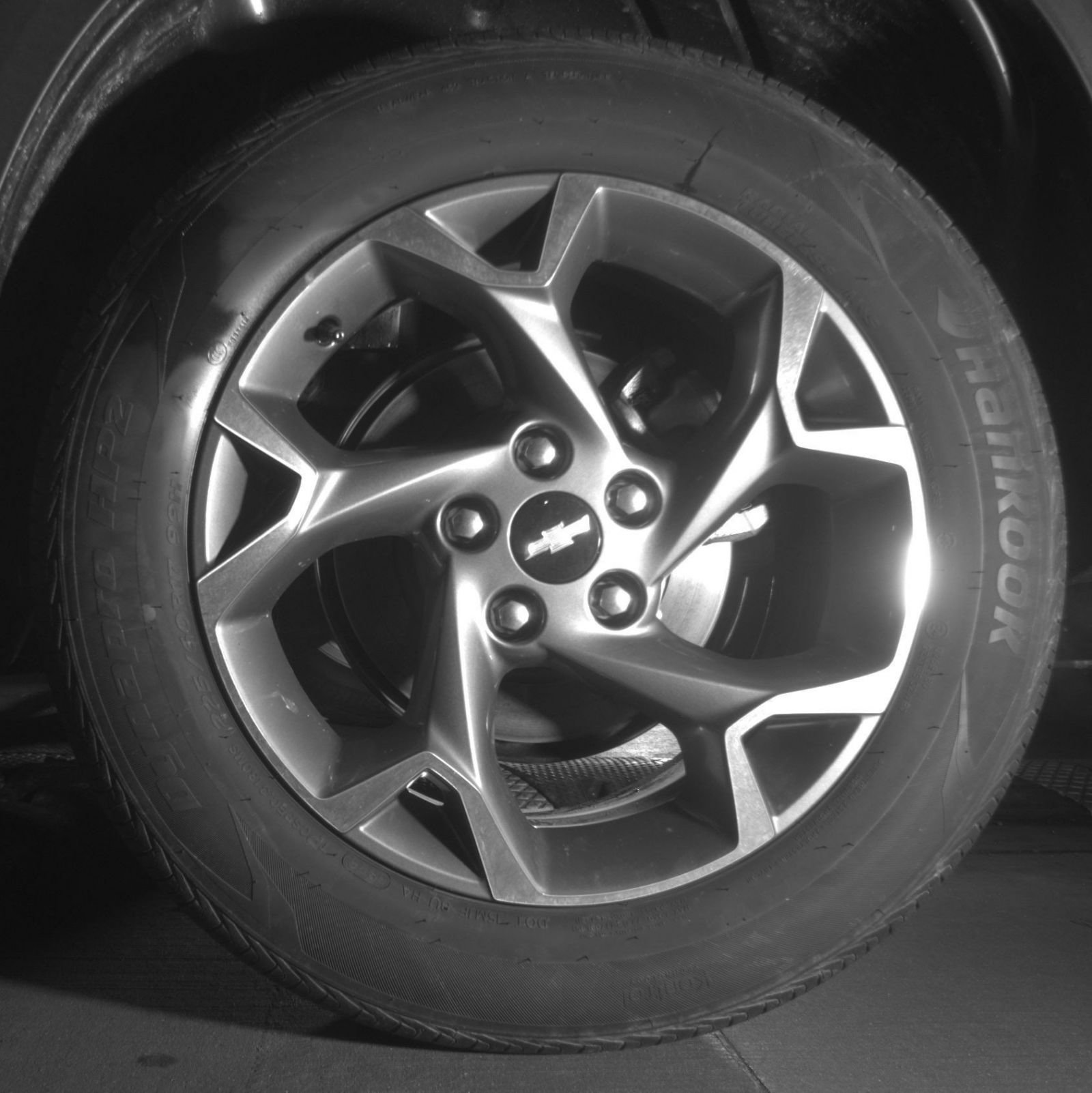 Used 2025 Chevrolet Trax LT FWD image 16