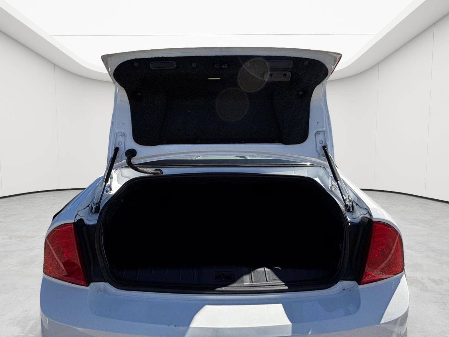Used 2011 Chevrolet Malibu LS FWD image 7