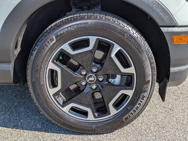 Used 2024 Ford Bronco Sport Outer Banks w/ Tech Package AWD/4WD image 11