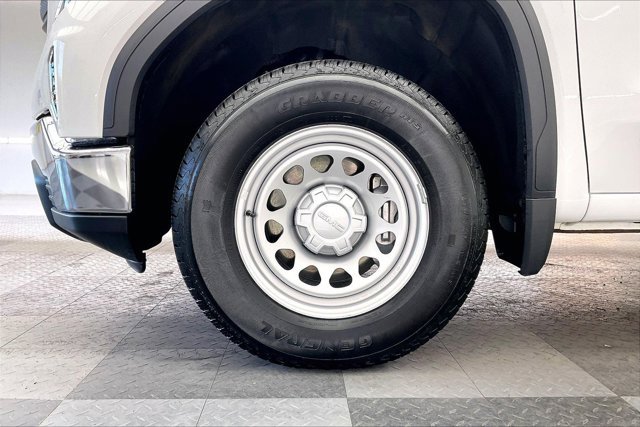 Used 2025 GMC Sierra 1500 Pro w/ Pro Value Package image 8